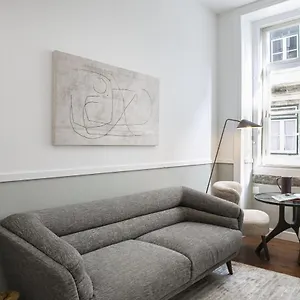 Downtown Flat With Design And Comfort At Downtown Lisboa
